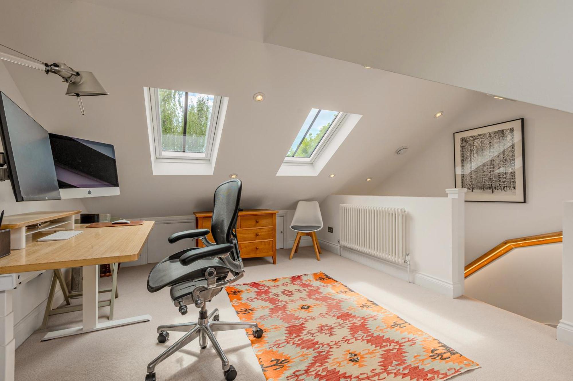 Stunning 2br Victorian Terraced Cottage, Sw Apartment