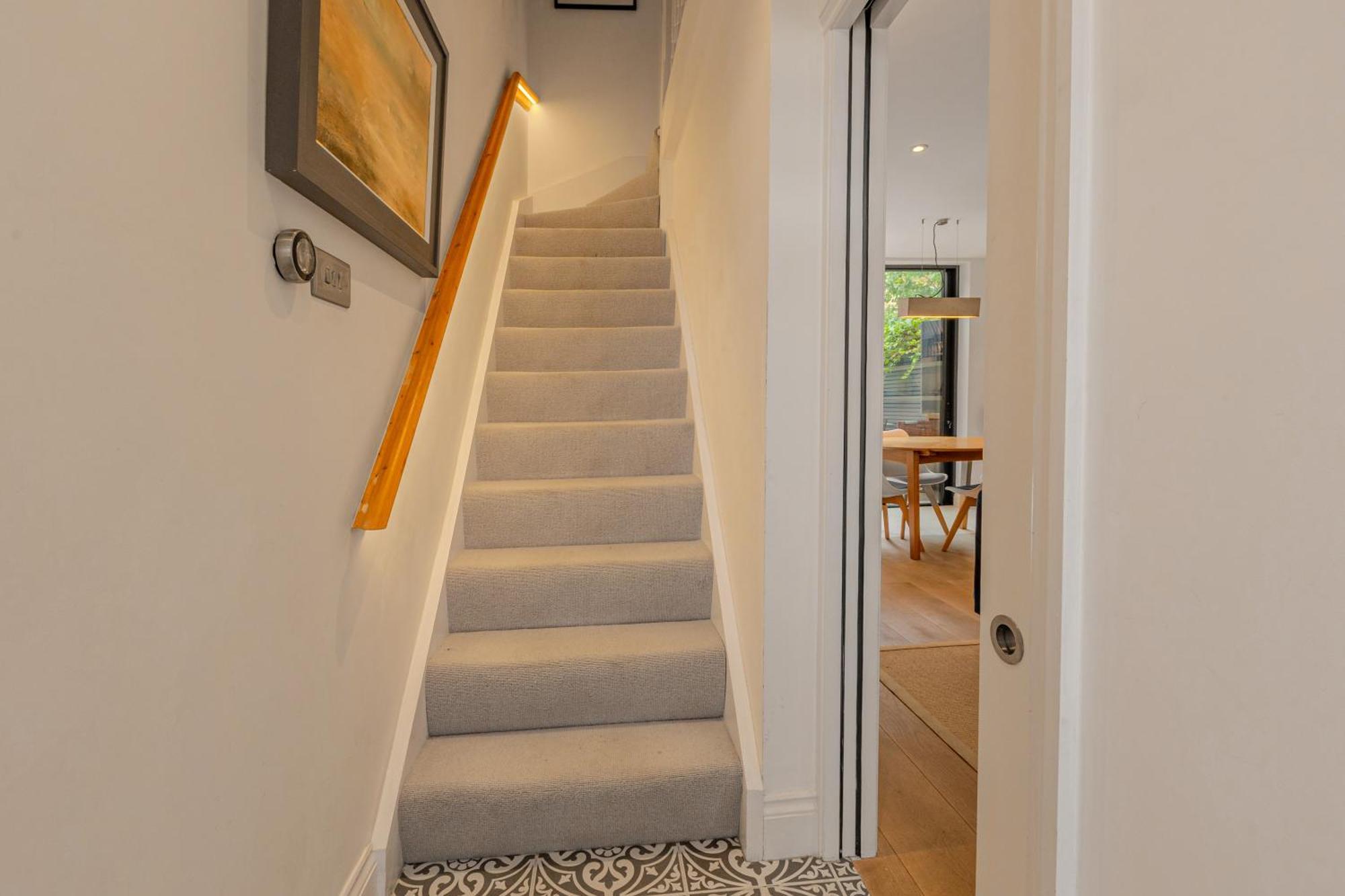Stunning 2br Victorian Terraced Cottage, Sw Apartment