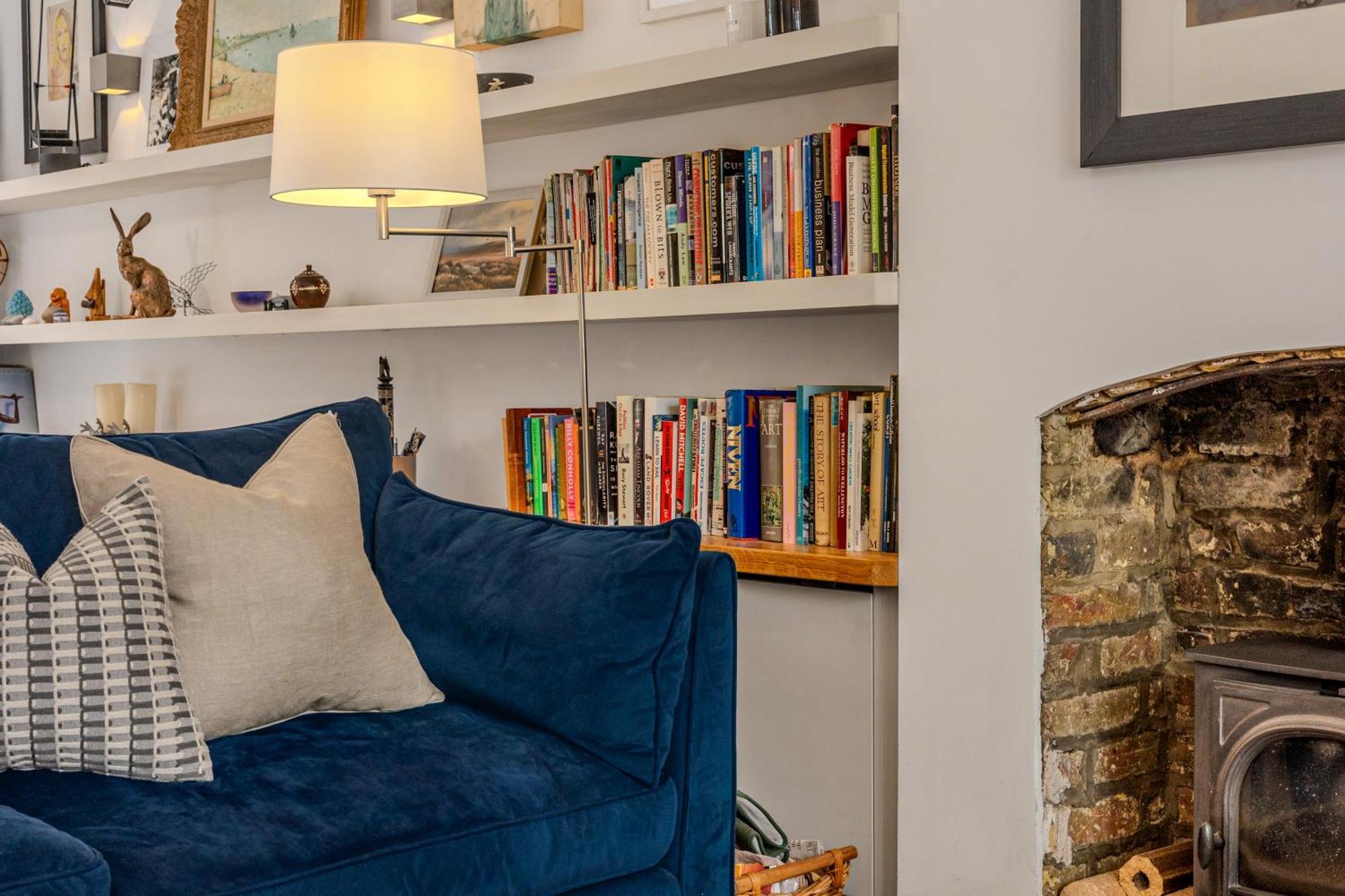 Stunning 2br Victorian Terraced Cottage, Sw Apartment *