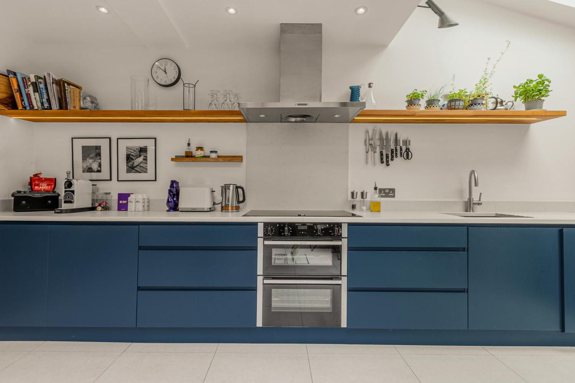 Stunning 2br Victorian Terraced Cottage, Sw Apartment London